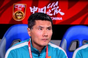 澎湃:许基仁、邵佳一亲临现场观看U17国足vs阿森纳U17
