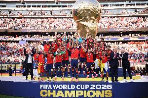 阿斯:特朗普突破足球伦理底线 FIFA颁发和平奖令足球界蒙羞