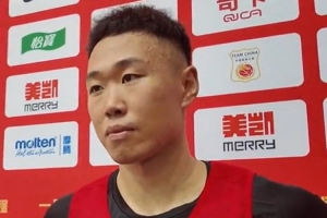 贺希宁:偰李永炜和李悦洲都非常年轻 我会帮助他们尽快成长