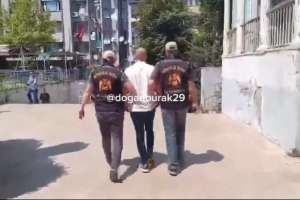 土媒:造谣穆西亚拉转会加拉塔萨雷的记者被捕,在今日被带走拘留