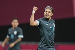即将加盟!记者:阿根廷国脚梅迪纳正接受药厂体检