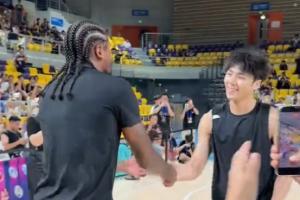 扣篮秀+连射6记三分!百分大战:杰伦·格林100-51狂胜陈泽文49分