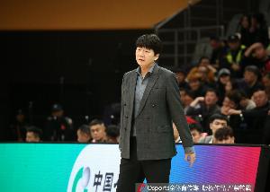 济南时报:山东非常需要补充一位有组织和硬解能力的好后卫外援