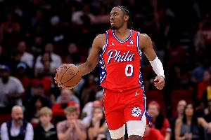 科沃德:马克西有能力每晚都拿50分 NBA里得分比防守更容易