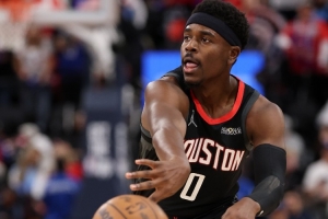 Stein:阿隆·霍勒迪与意大利球队合同含退出条款 有机会重返NBA
