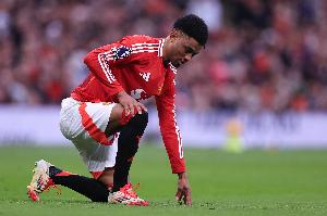 记者:阿玛德缺席曼联客战赫尔城大名单,是因为他受伤了
