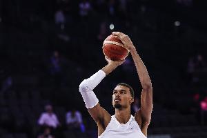 文班亚马:法国从来没赢过男篮世界杯 这是我们所有人的追求