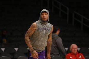 比斯利:我两分球10投8中但火箭不让我投 每个人都被逼着投三分