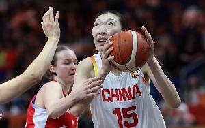 杨毅:波多黎各首发里4个不到1米8 这是中国女篮能有的最佳对位了