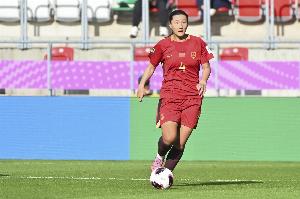 沪媒:12分钟上演“帽子戏法”,黄嘉欣U20世界杯一战成名