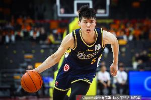 热身赛-陈家政20分2板 博日奇9分6板7助 广东击败STTP俄亥俄男篮