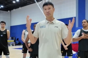 新赛季越来越近了!宁波男篮晒训练视频:球队内部训练观摩日
