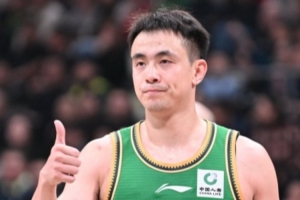 抽取膝盖积液!赵继伟晒康复视频:中秋快乐 满血复活!