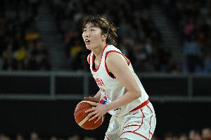 敢打敢拼!罗欣棫10投7中&罚球4中3 得到17分6板4助1断