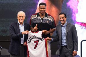 斯波:字母来热火绝非偶然 希望他能在NBA最佳讨论中确立自己地位