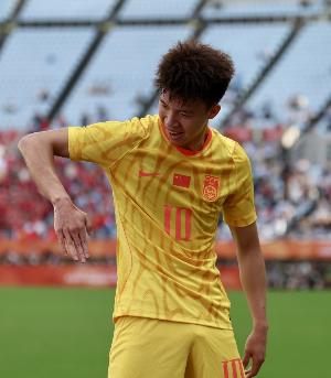 未来可期!亚运男足12人能再赴日本踢下届U23亚洲杯:仅门将未登场