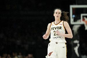 需要改变了?克拉克时代狂热3年季后赛2次首轮出局 1次半决赛失利