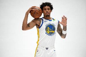提高投射!11号秀伦德博格6中1拿4分9板3助 正负值+3