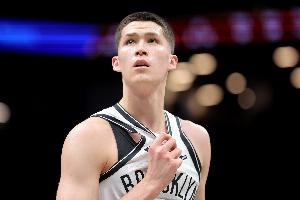 杰明:下半场我们持续保持高压 几个关键球的命中提振了士气
