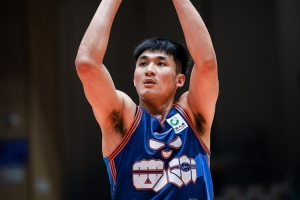 常规赛+俱乐部杯+季前赛!四川男篮终结跨赛季53连败
