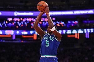 乔·约翰逊:如果爱德华兹保持健康 他有可能成为MVP