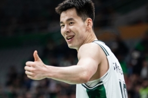 都没少罚!广东半场16罚13中 同曦则是19罚15中