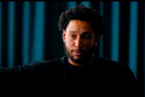 本·西蒙斯谈对阵老鹰系列赛罚球失常:心理包袱过重致表现糟糕