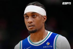 合同延续至29-30赛季!Shams:麦克丹尼尔斯1年4000万续约森林狼