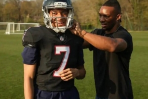 马卡:姆巴佩参与NFL在欧洲推广的跨界活动,亲自体验美式橄榄球
