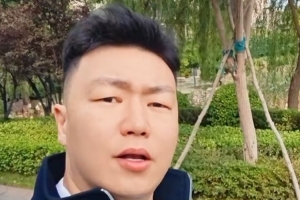 NBL总经理上班时的快乐!李根晒焦作男篮团建:劳逸结合继续热爱