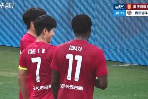 迪马塔头球破门,铜梁龙2-0海牛,向余望三人马竞战舞庆祝