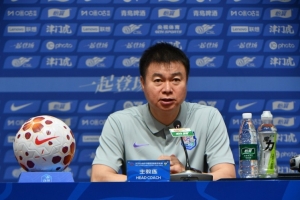 于根伟:我们今年主场成绩不是特别好,我想向各界表示感谢